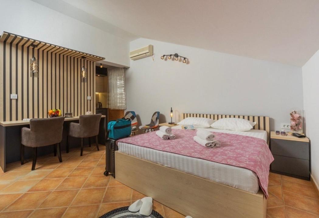 Adzic Apartments บุดวา ภายนอก รูปภาพ