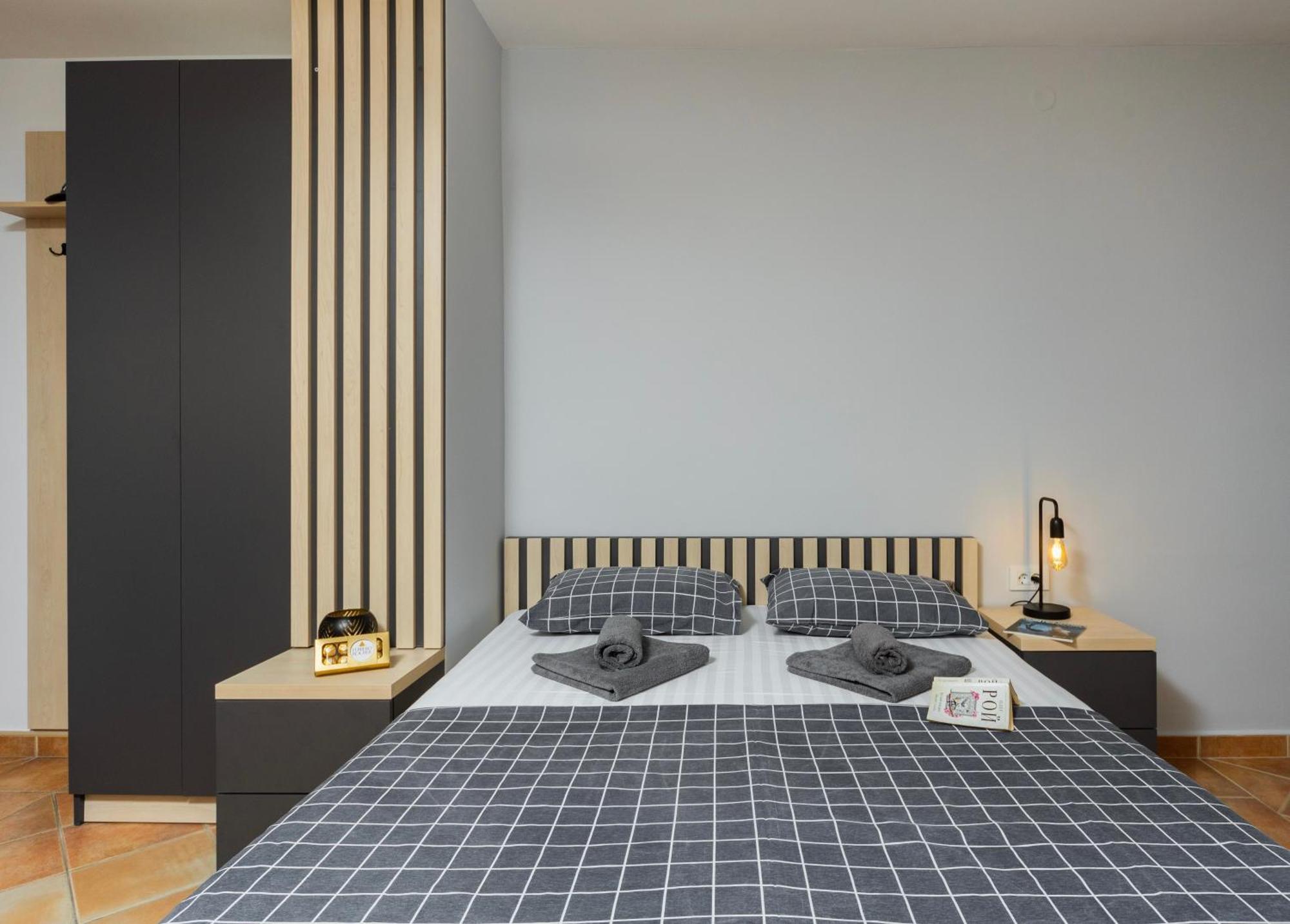 Adzic Apartments บุดวา ภายนอก รูปภาพ