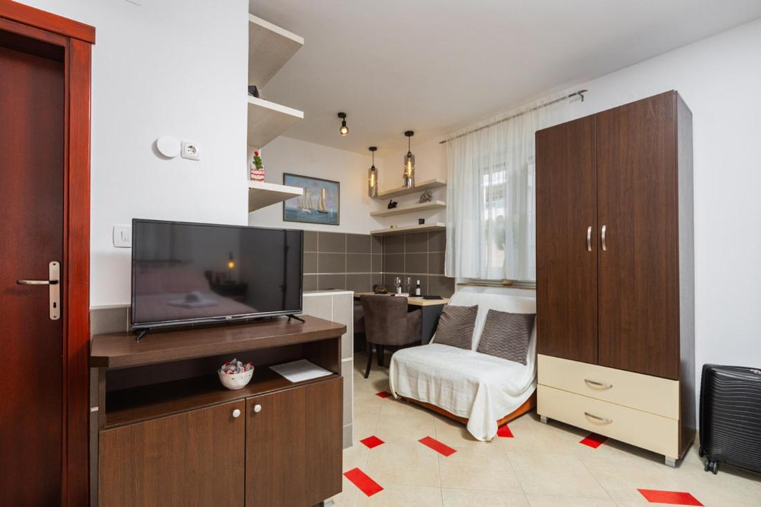 Adzic Apartments บุดวา ภายนอก รูปภาพ